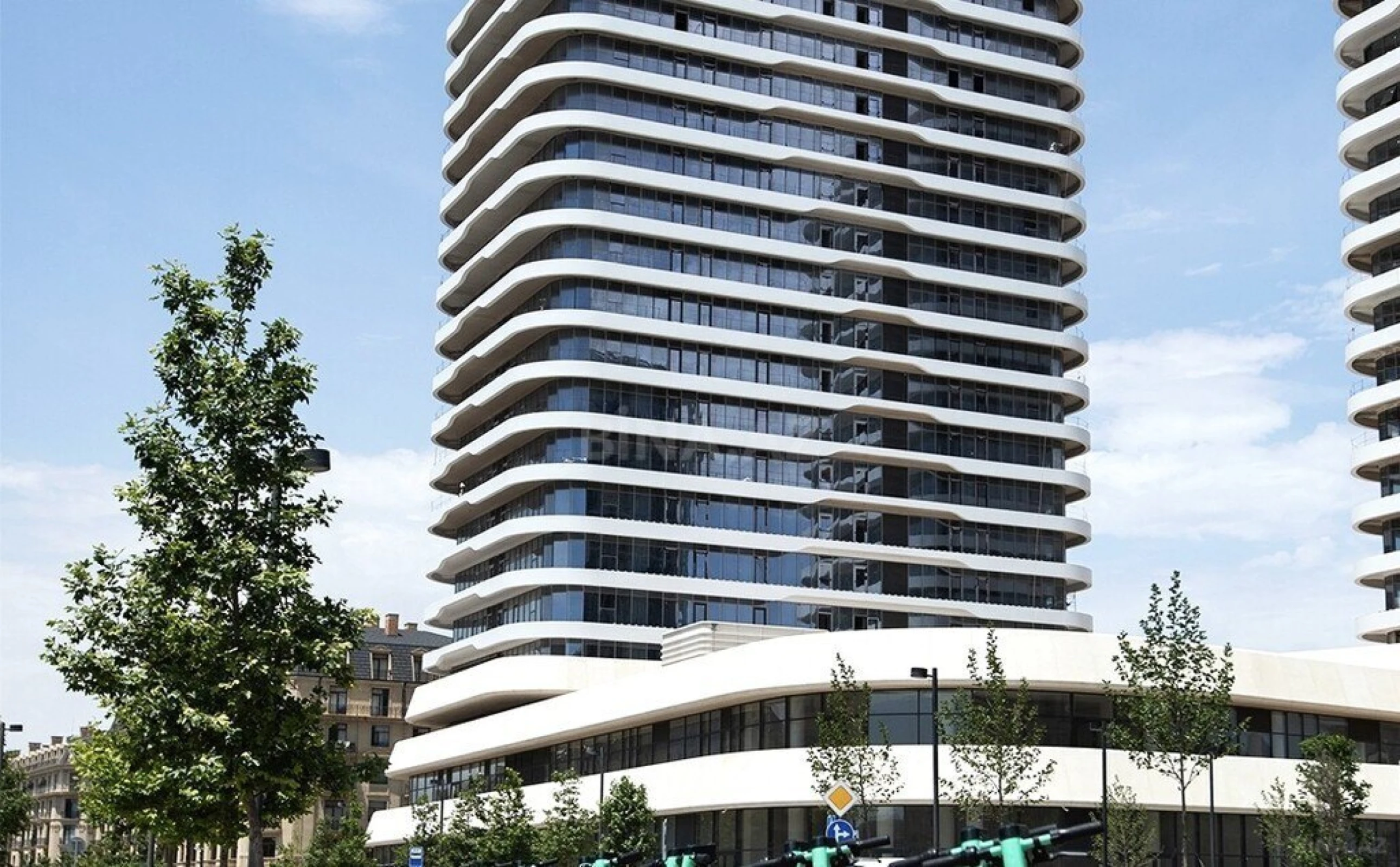 Satılır 4 otaqlı mənzil 225 m²