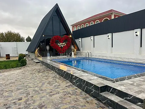 Kirayə verilir 4 otaqlı həyət evi 180 m²