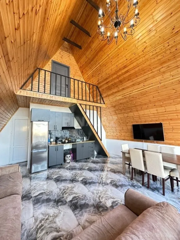 Kirayə verilir 4 otaqlı həyət evi 180 m²