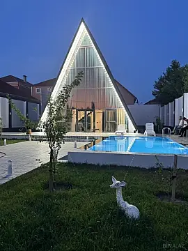 Kirayə verilir 4 otaqlı həyət evi 200 m²