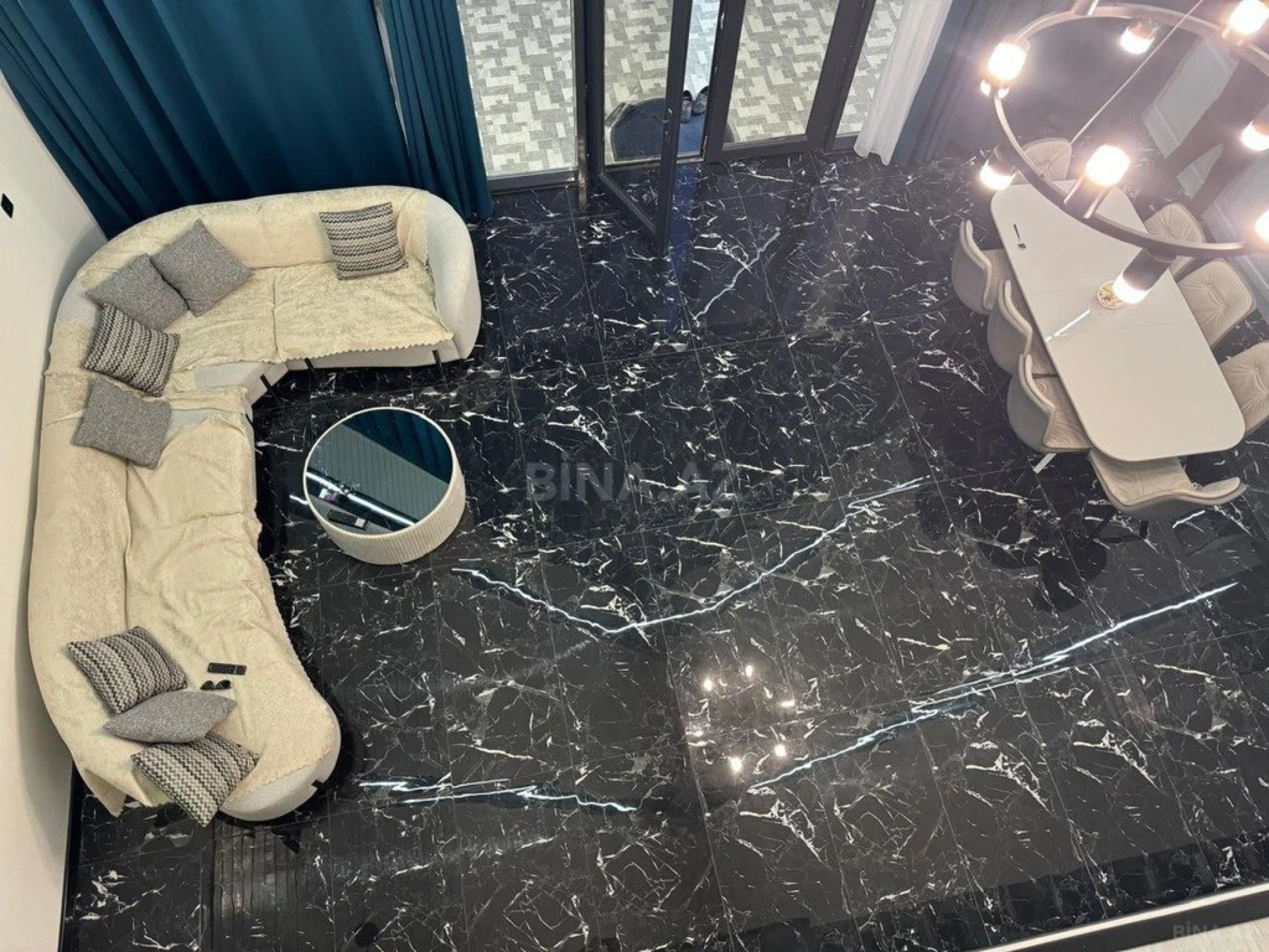 Kirayə verilir 4 otaqlı həyət evi 200 m²