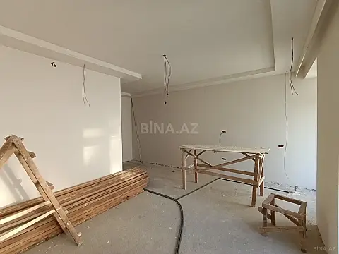 Satılır 4 otaqlı mənzil 254 m²