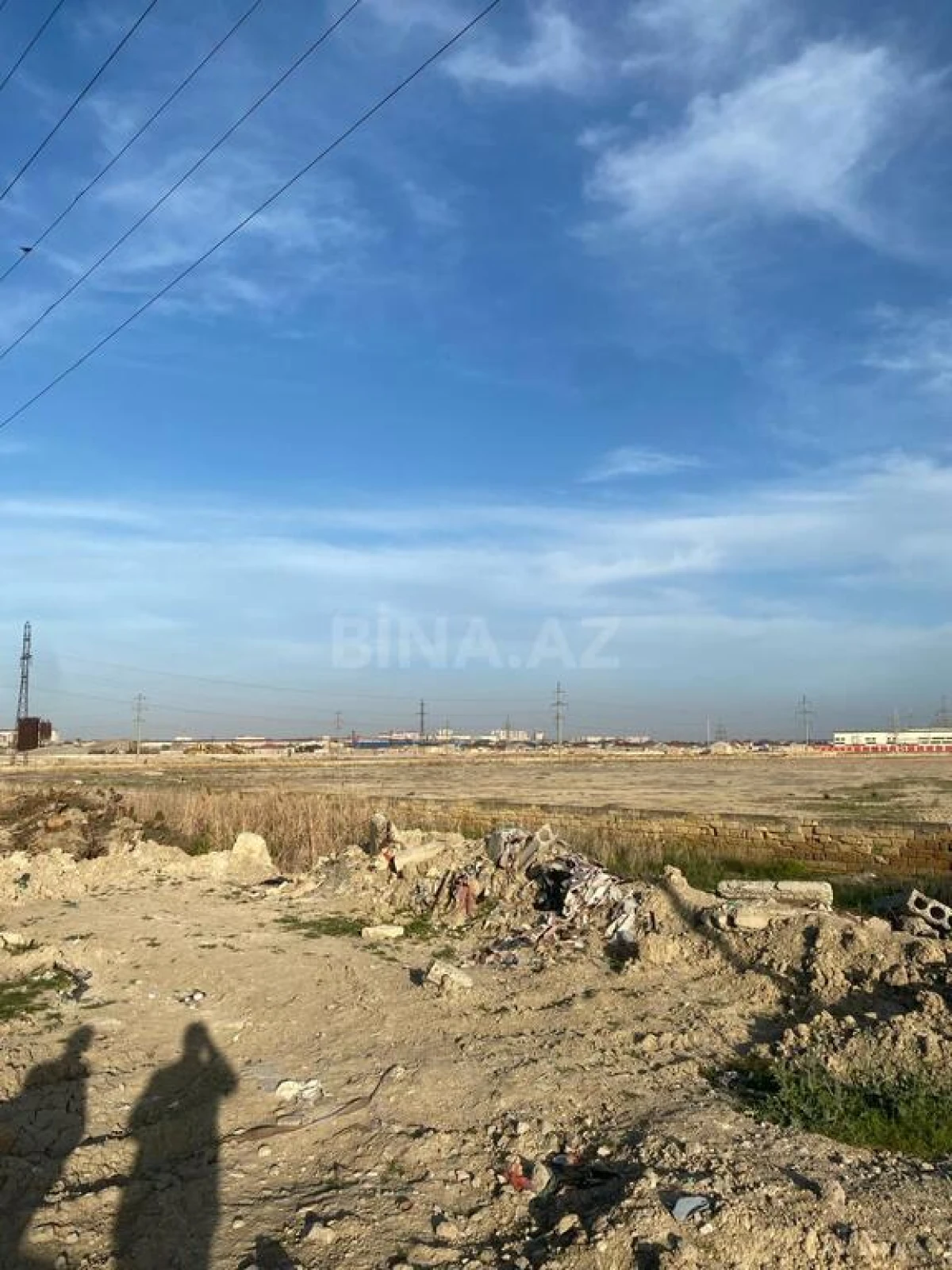 Satılır torpaq sahəsi 700 m²