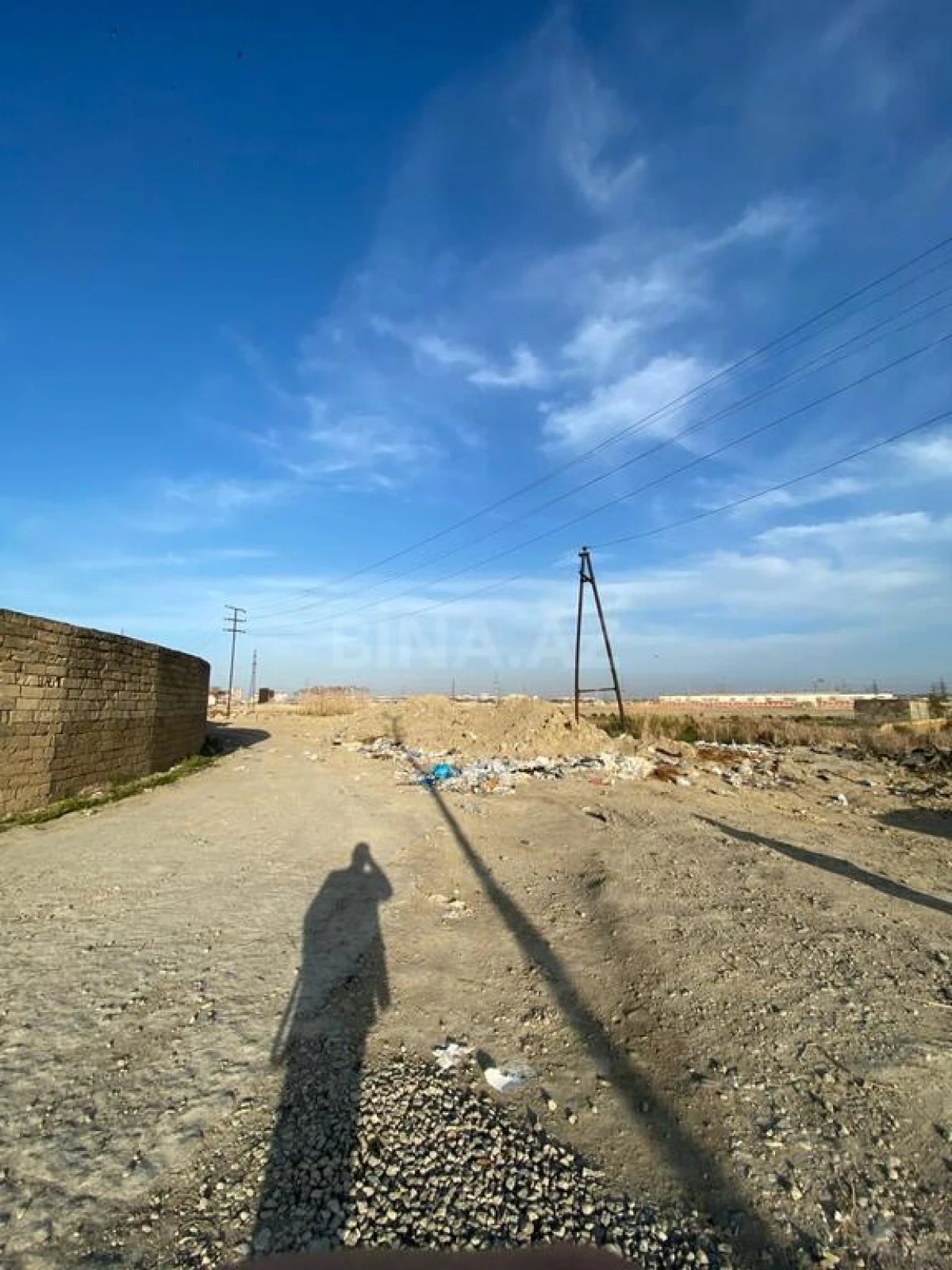 Satılır torpaq sahəsi 700 m²