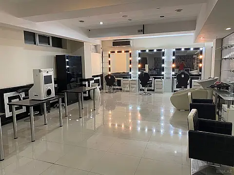 Satılır obyekt 280 m²