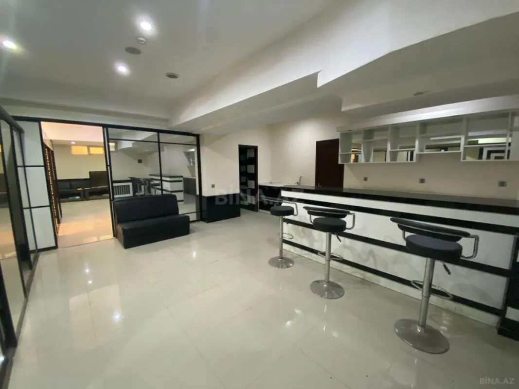 Satılır obyekt 280 m²