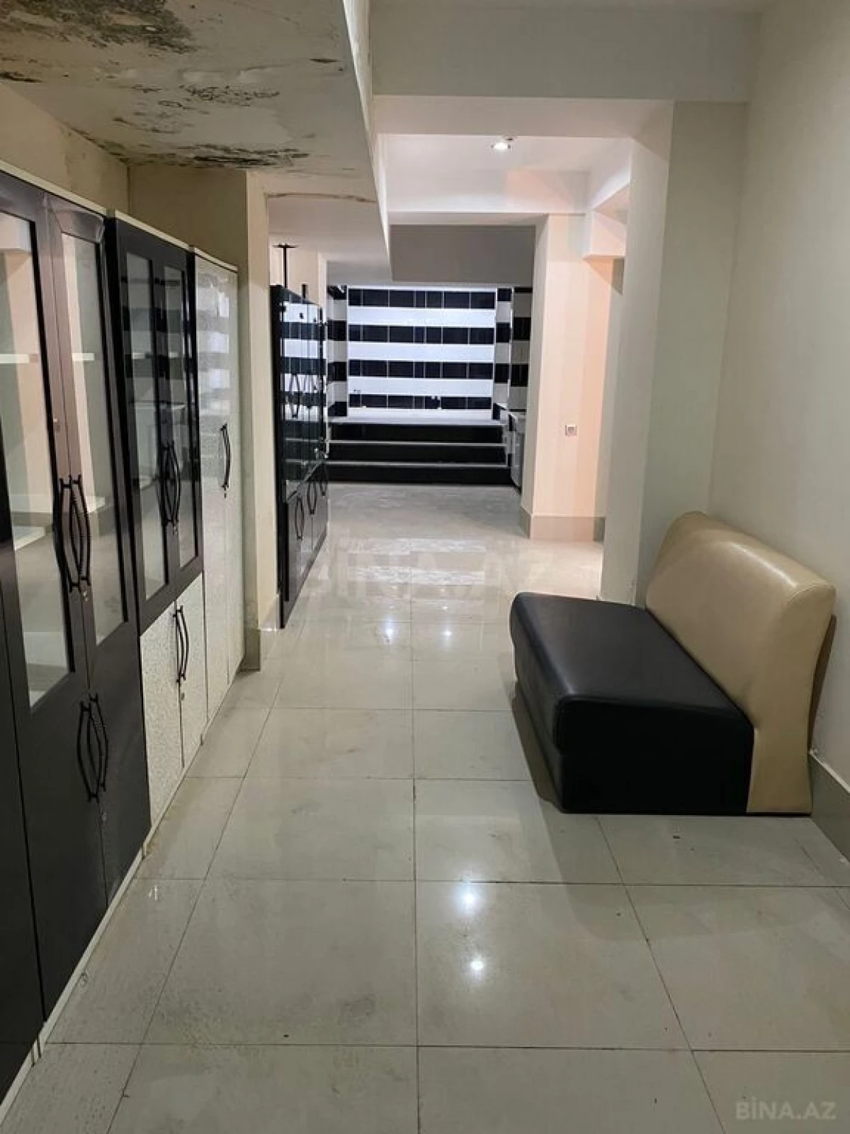 Satılır obyekt 280 m²