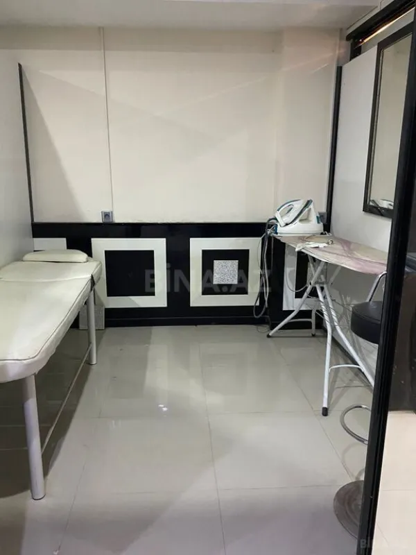 Satılır obyekt 280 m²