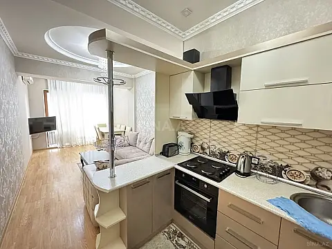 Kirayə verilir 2 otaqlı mənzil 70 m²