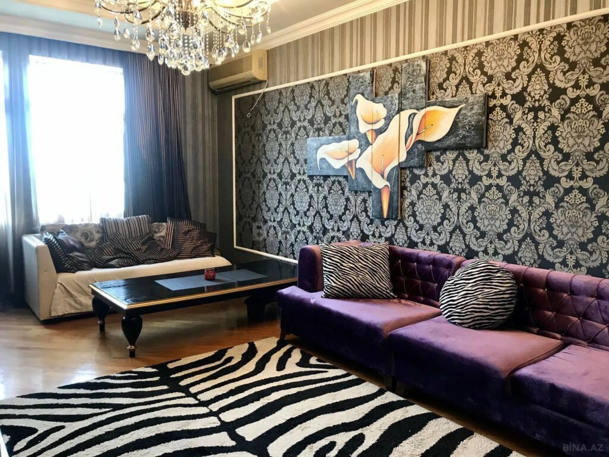 Satılır 3 otaqlı mənzil 134 m²