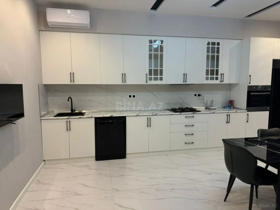 Kirayə verilir 5 otaqlı həyət evi 350 m²