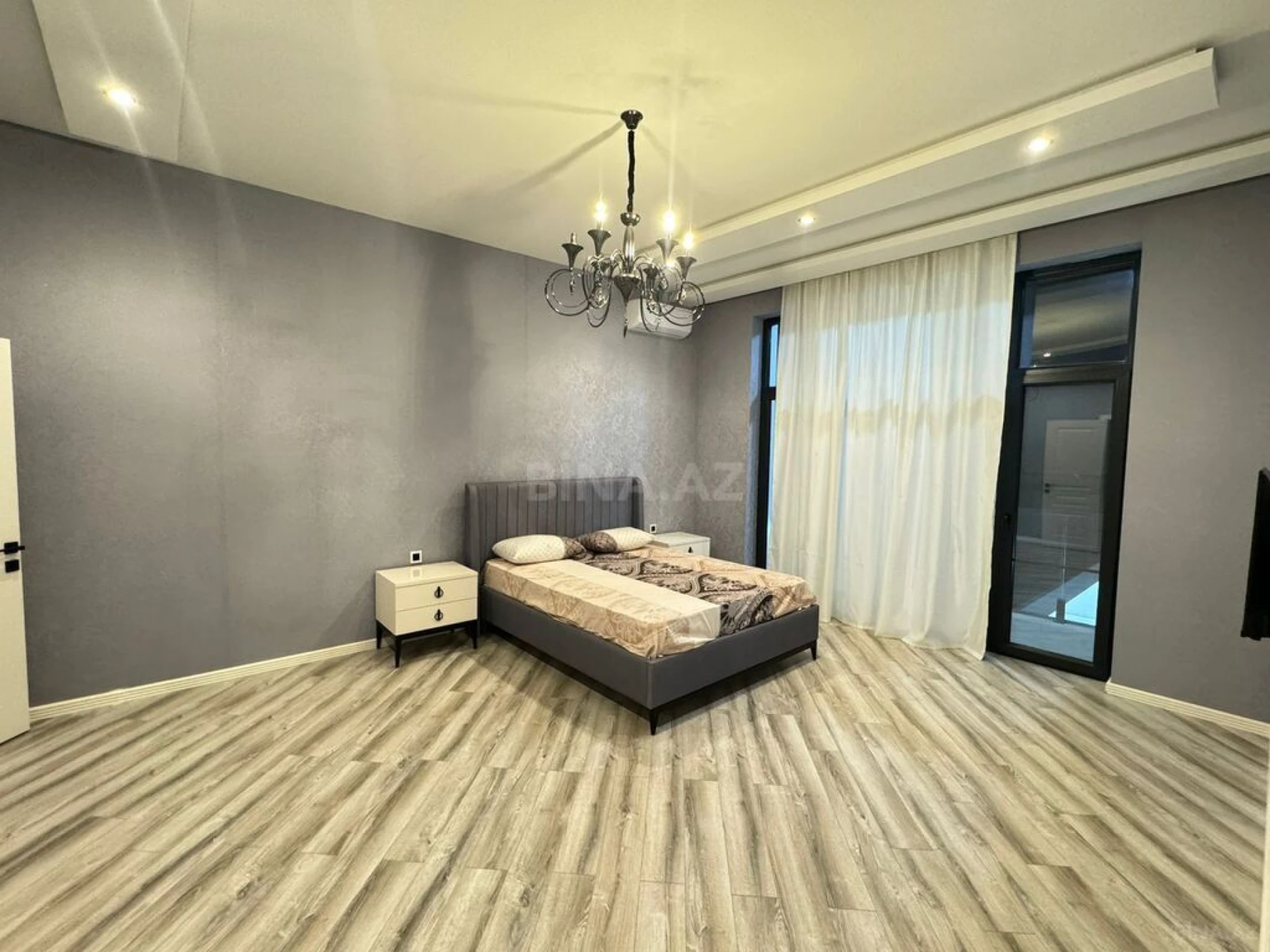 Kirayə verilir 5 otaqlı həyət evi 350 m²