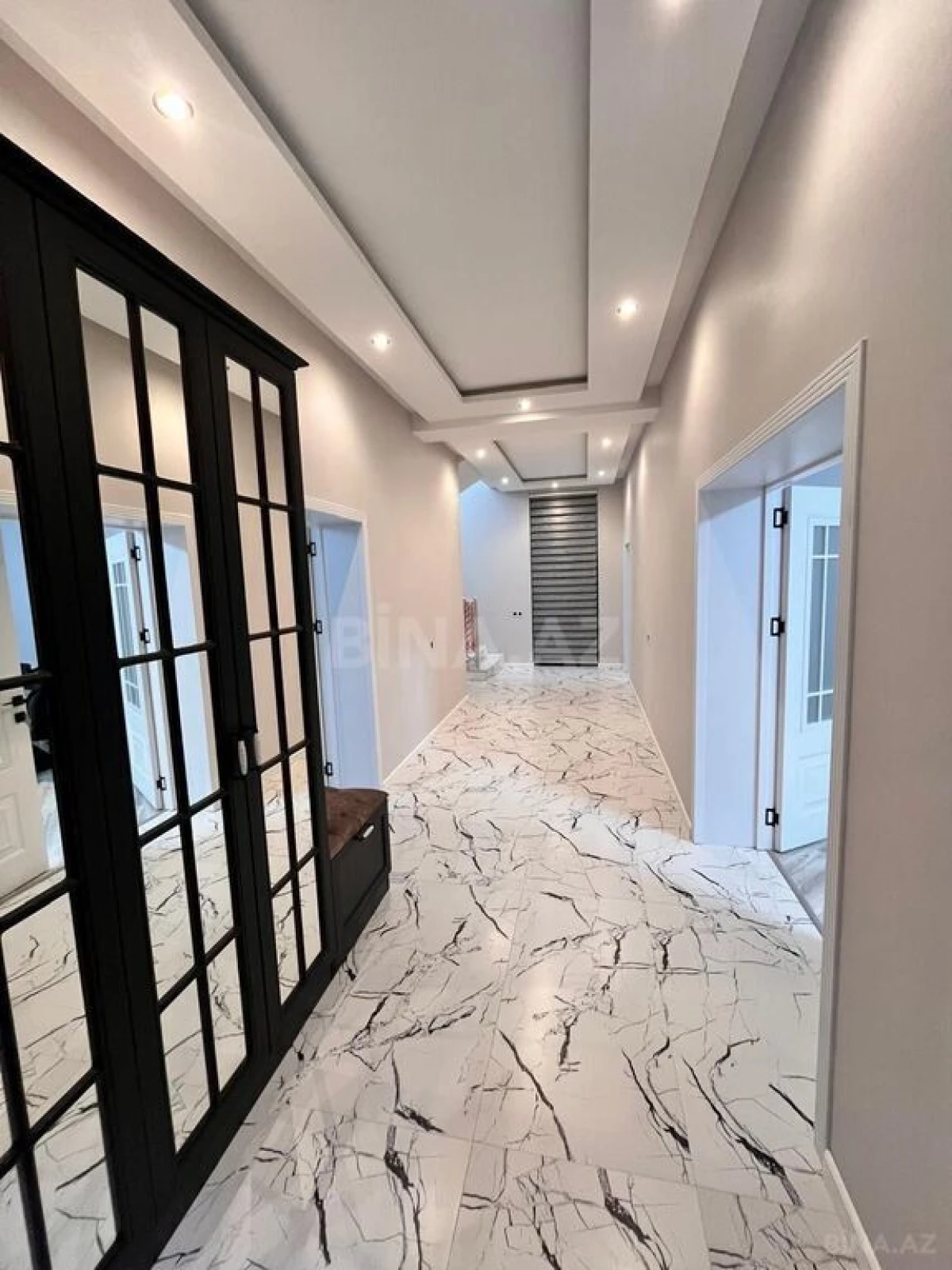 Kirayə verilir 5 otaqlı həyət evi 350 m²