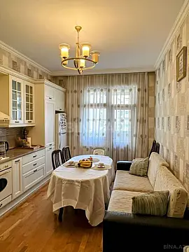 Satılır 3 otaqlı mənzil 116 m²