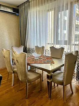 Satılır 3 otaqlı mənzil 116 m²
