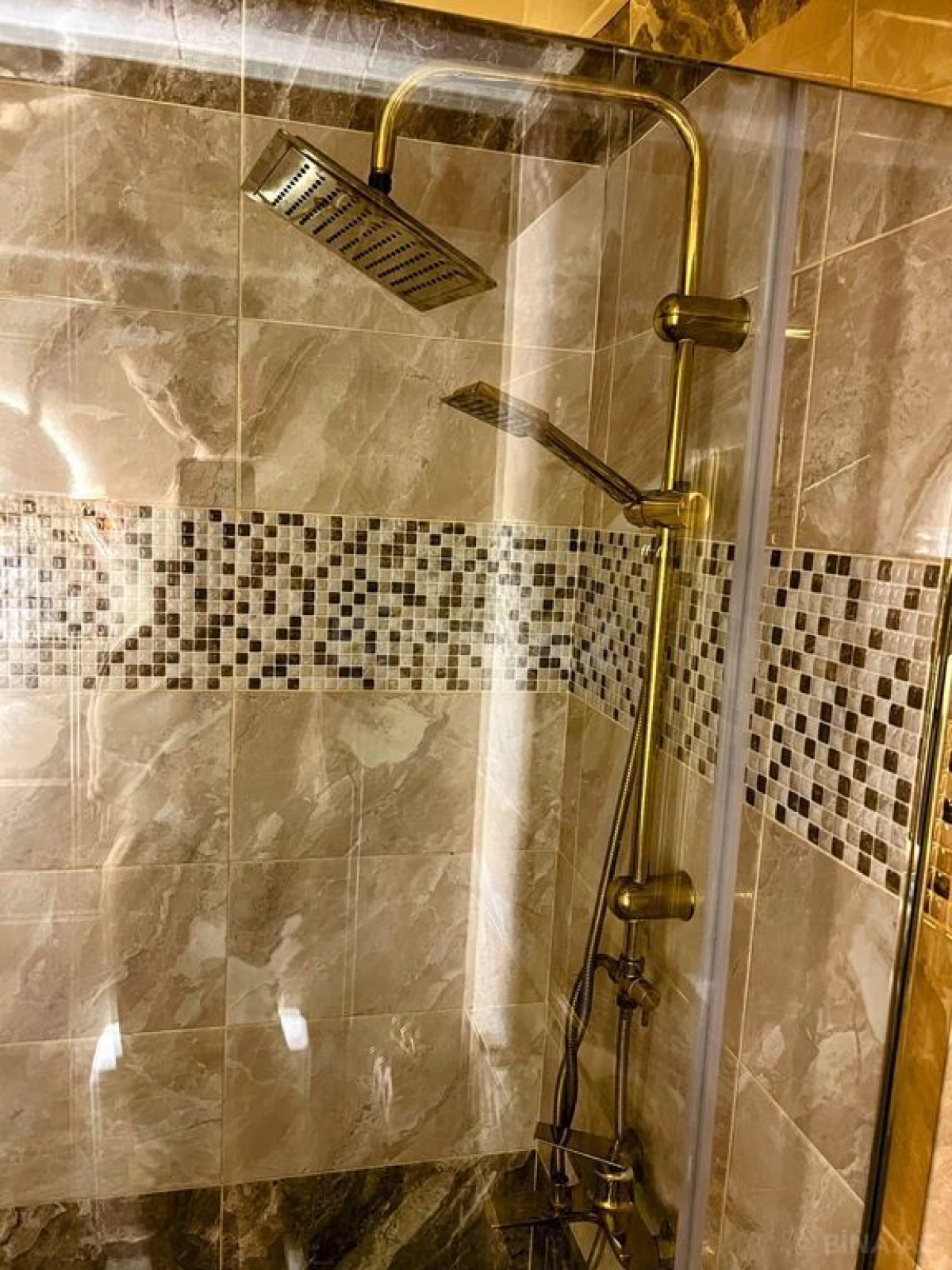 Satılır 3 otaqlı mənzil 116 m²