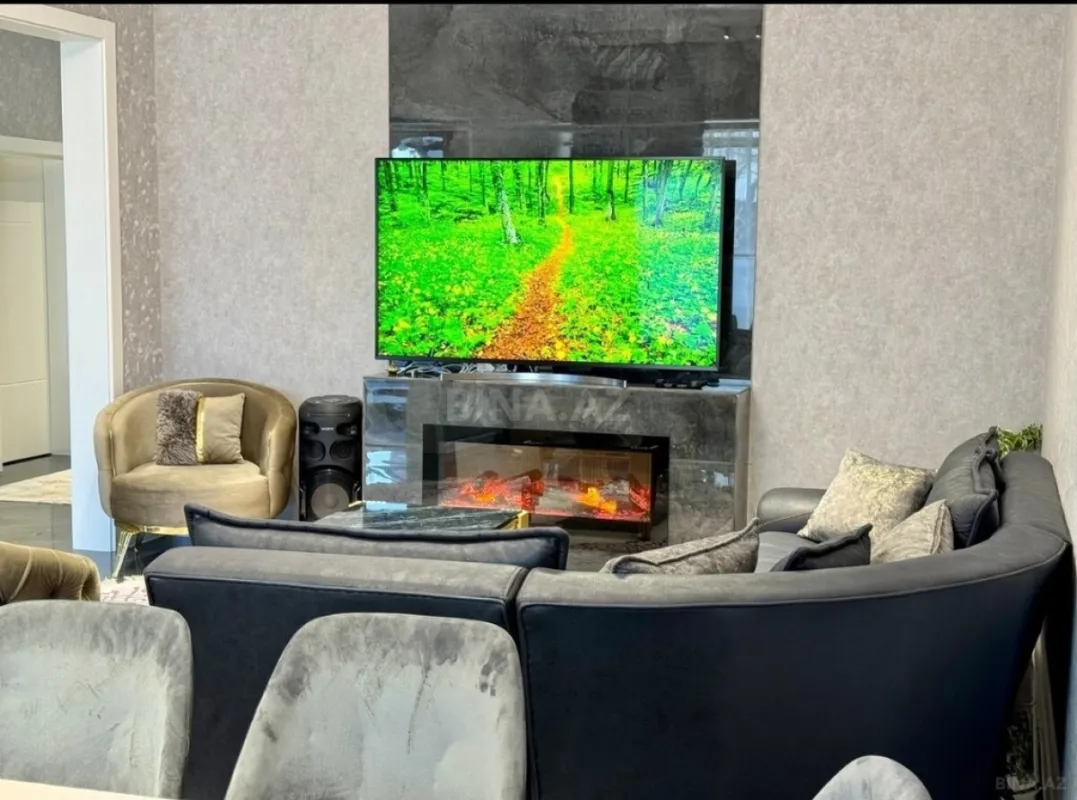 Kirayə verilir 4 otaqlı həyət evi 368 m²