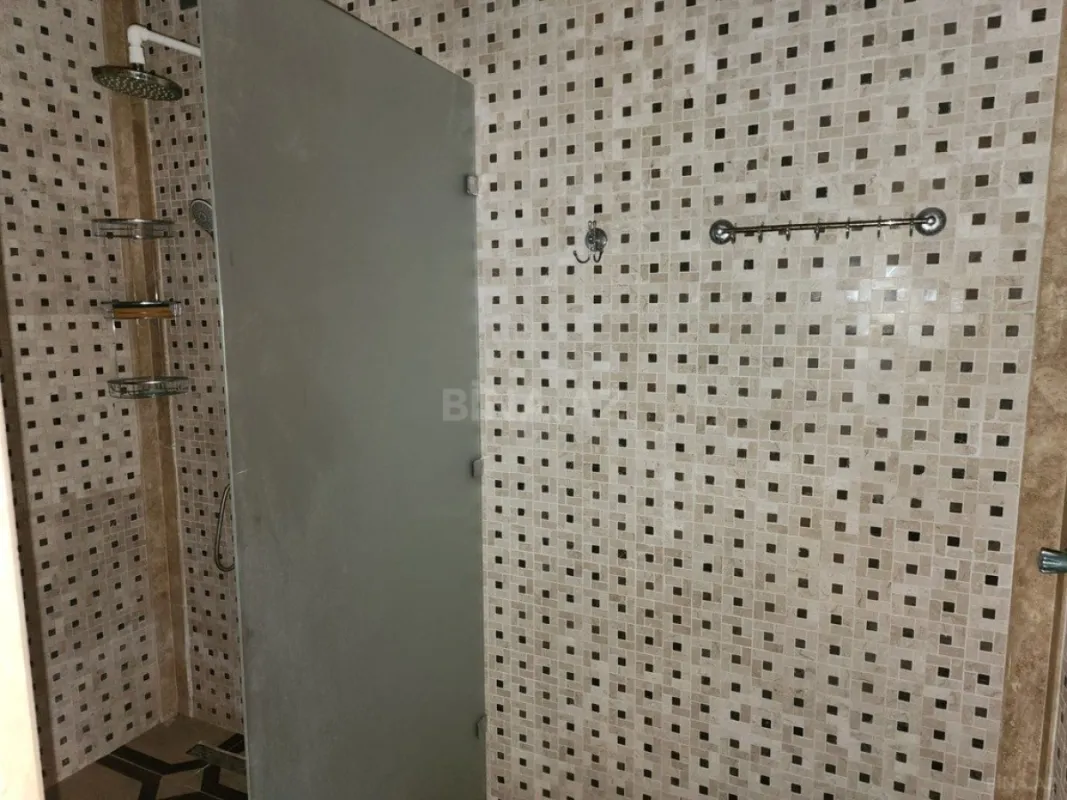 Kirayə verilir 5 otaqlı həyət evi 350 m²