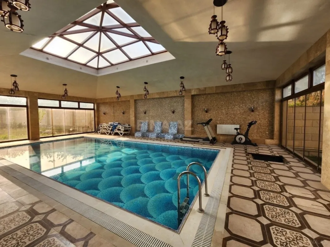 Kirayə verilir 5 otaqlı həyət evi 350 m²