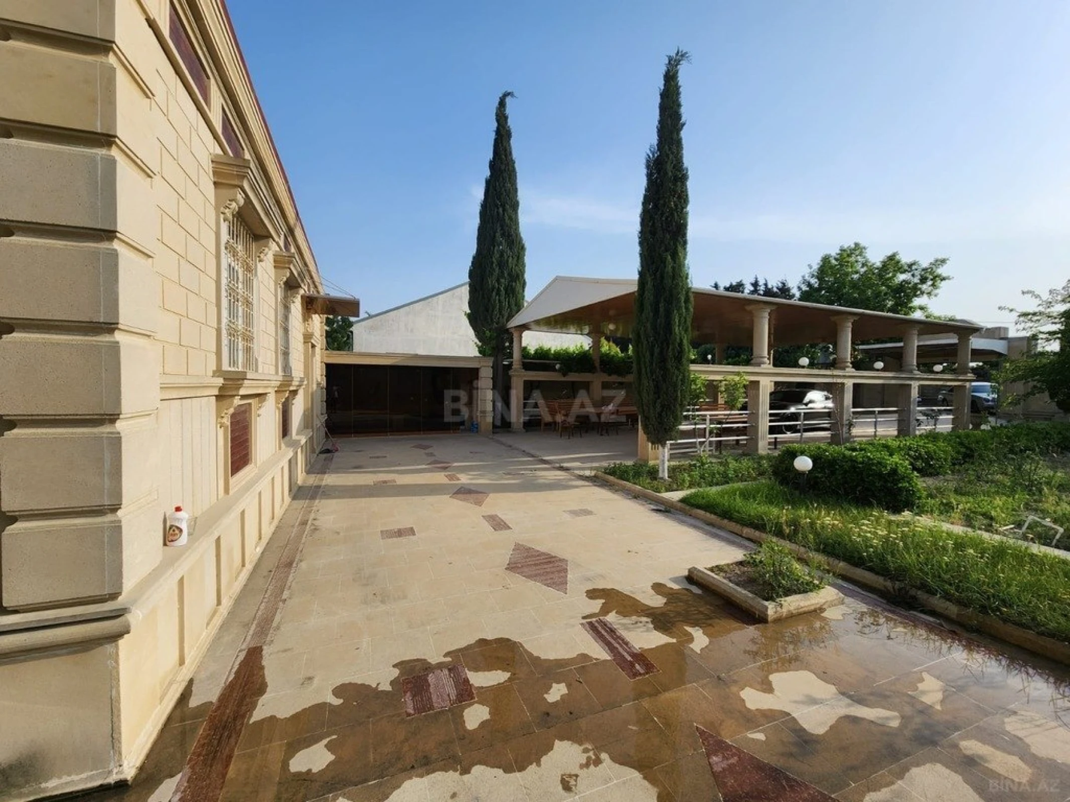 Kirayə verilir 5 otaqlı həyət evi 350 m²