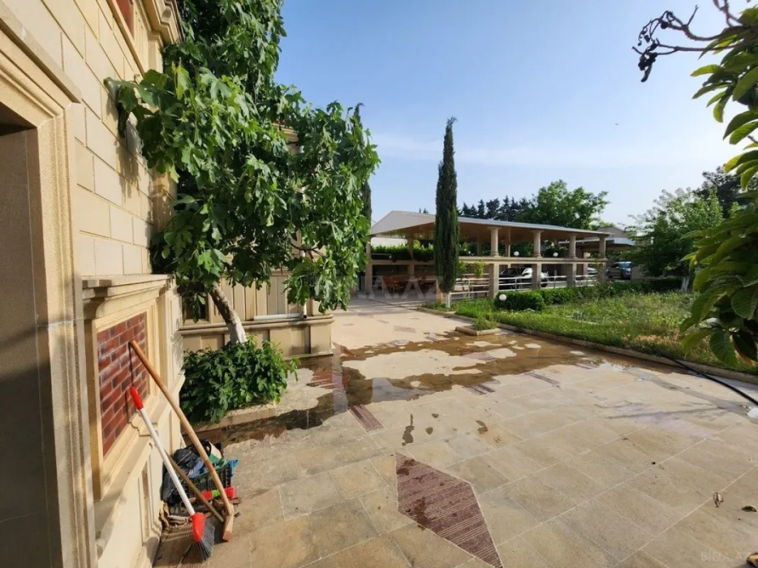 Kirayə verilir 5 otaqlı həyət evi 350 m²