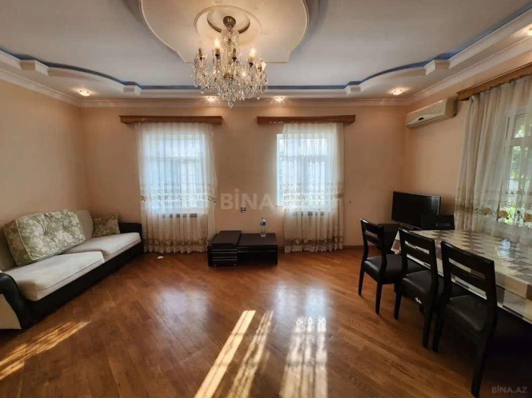 Kirayə verilir 5 otaqlı həyət evi 350 m²