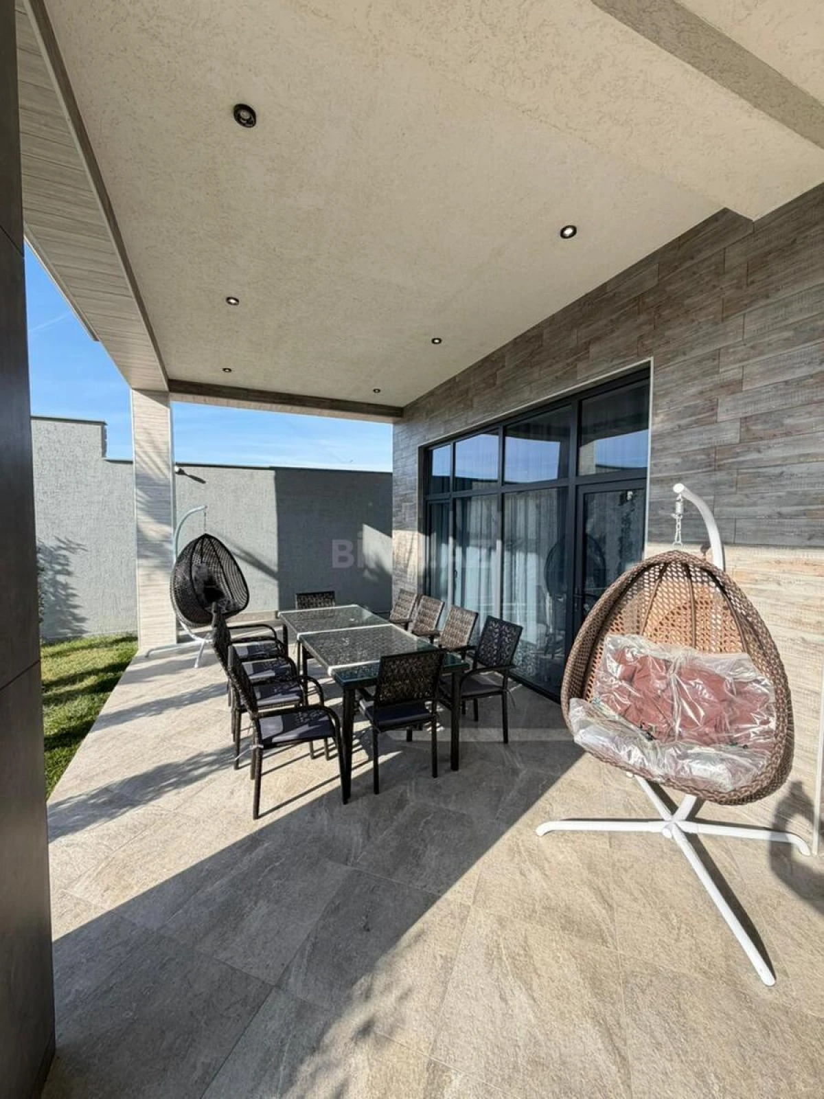 Satılır 4 otaqlı həyət evi 200 m²