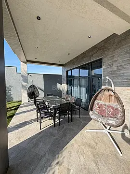 Satılır 4 otaqlı həyət evi 200 m²
