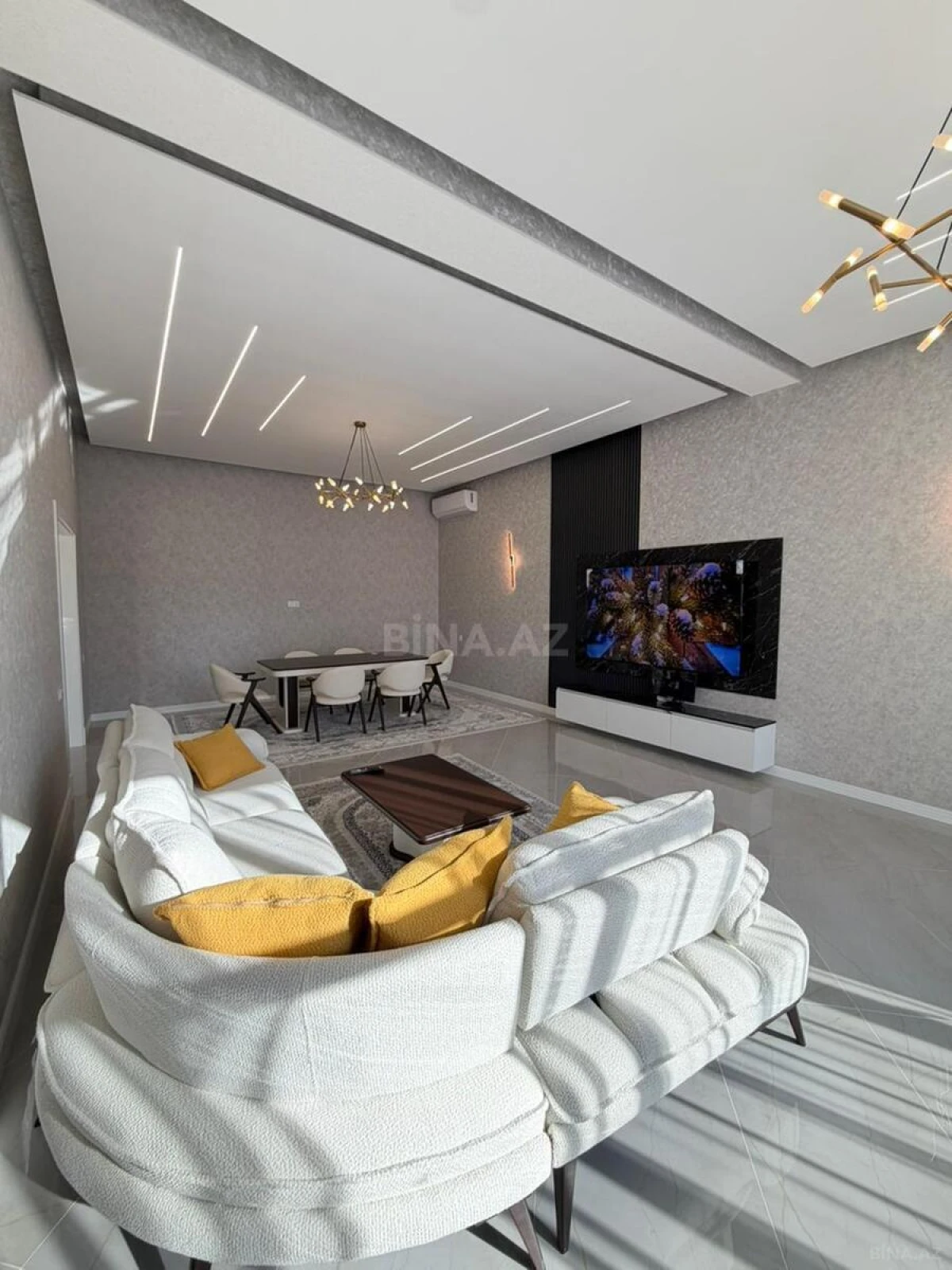 Satılır 4 otaqlı həyət evi 200 m²