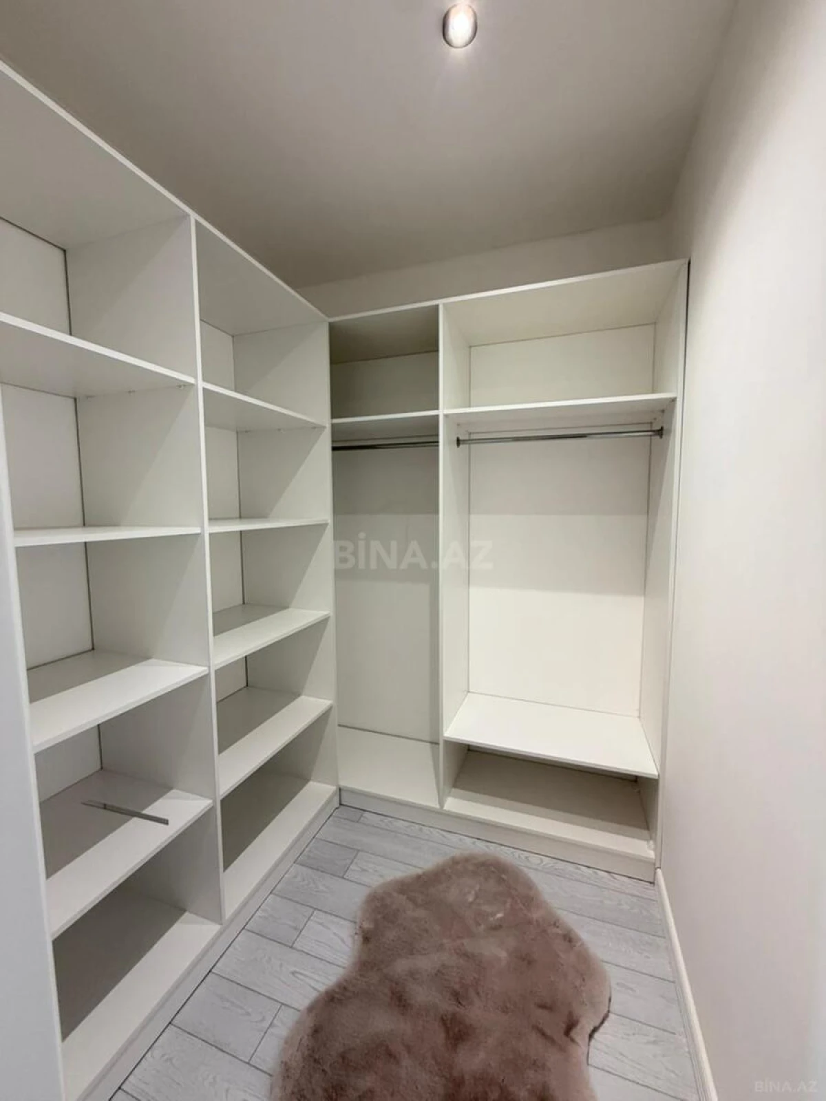 Satılır 4 otaqlı həyət evi 200 m²
