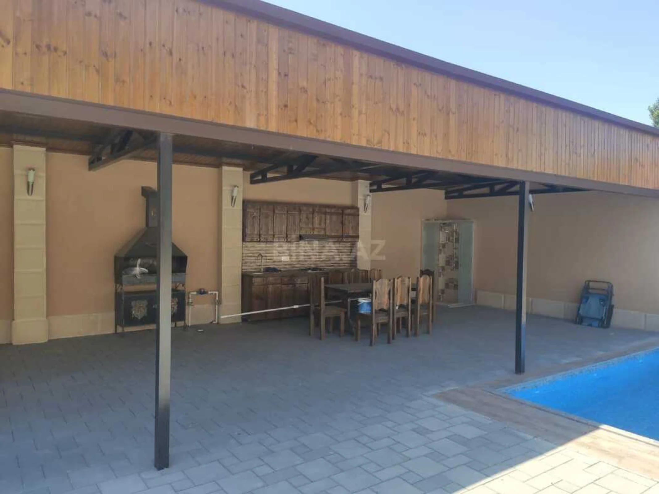 Kirayə verilir 4 otaqlı həyət evi 220 m²