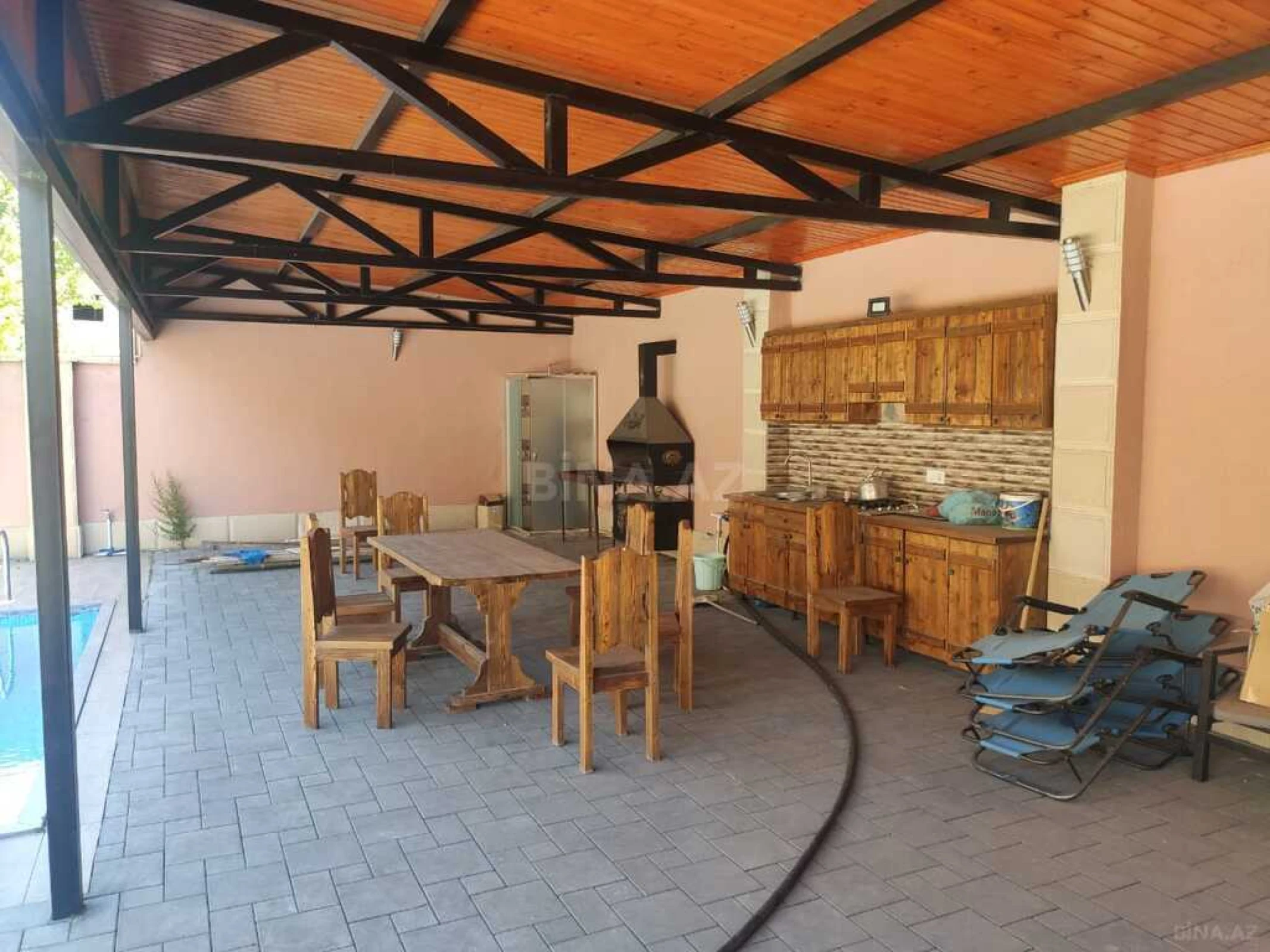 Kirayə verilir 4 otaqlı həyət evi 220 m²