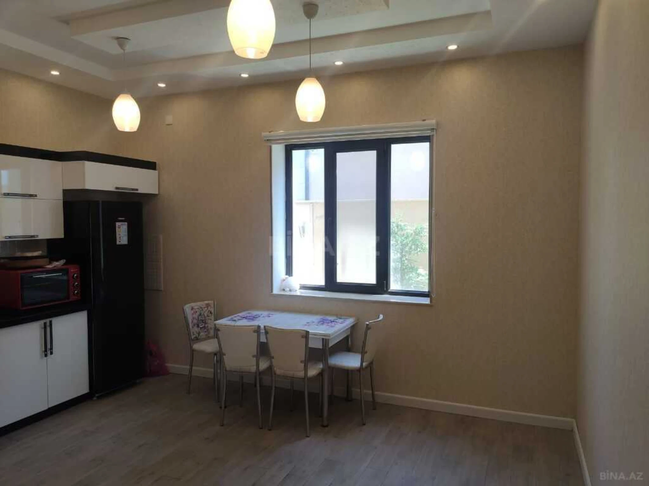 Kirayə verilir 4 otaqlı həyət evi 220 m²