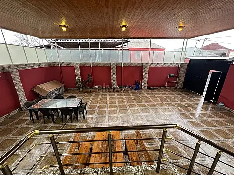 Satılır 4 otaqlı həyət evi 100 m²