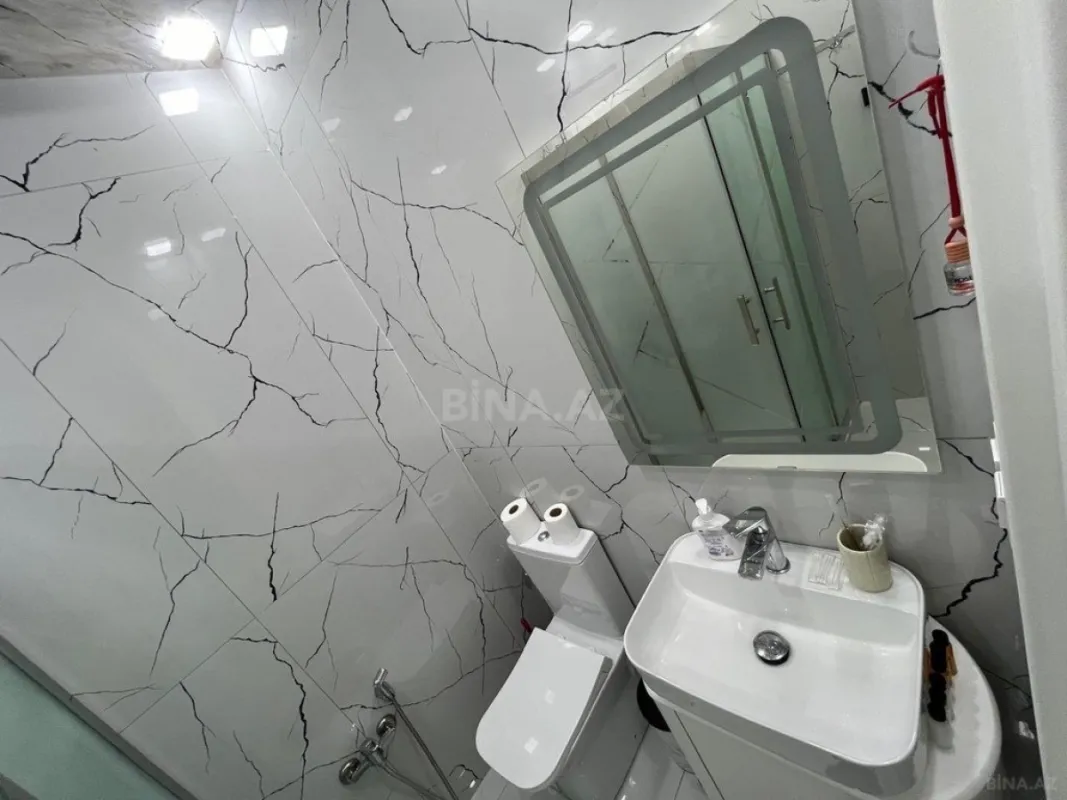 Kirayə verilir 2 otaqlı mənzil 60 m²
