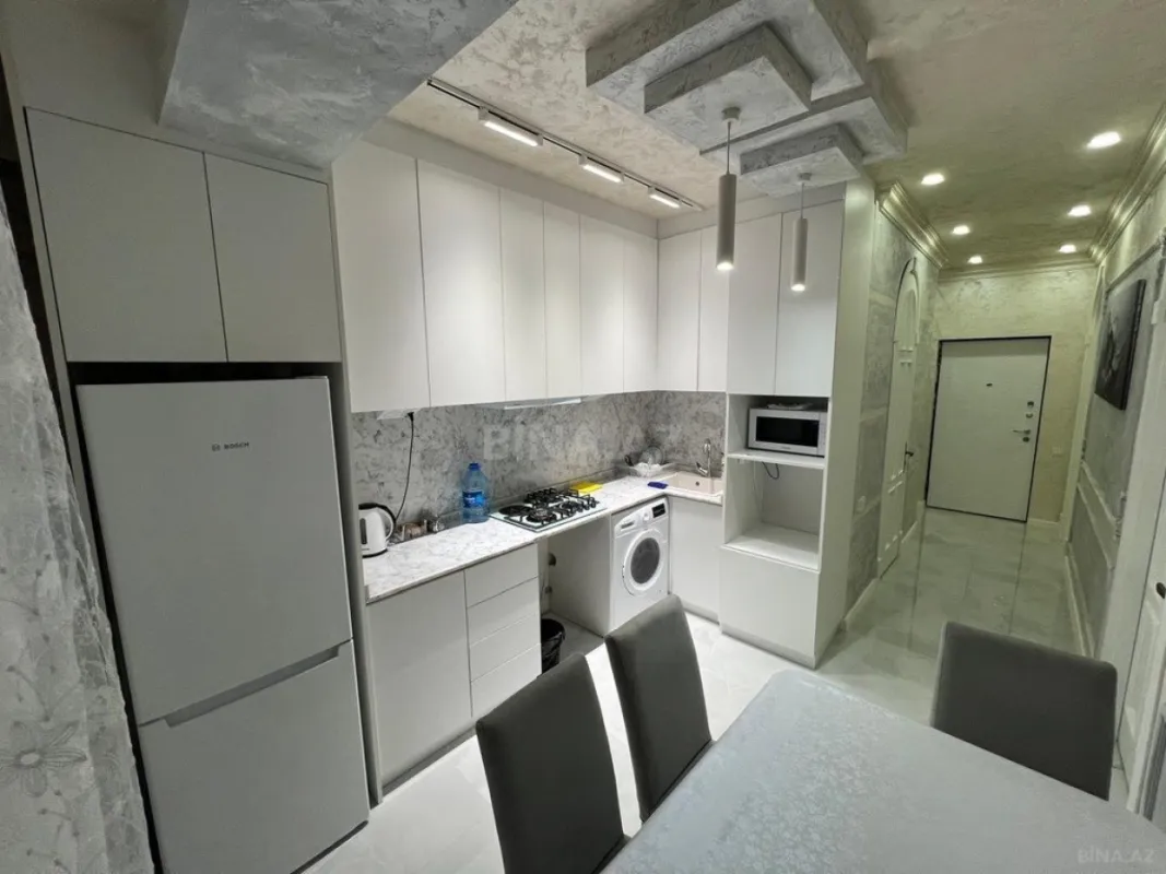 Kirayə verilir 2 otaqlı mənzil 60 m²