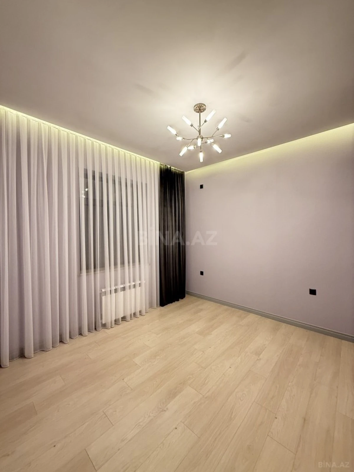 Satılır 5 otaqlı həyət evi 220 m²