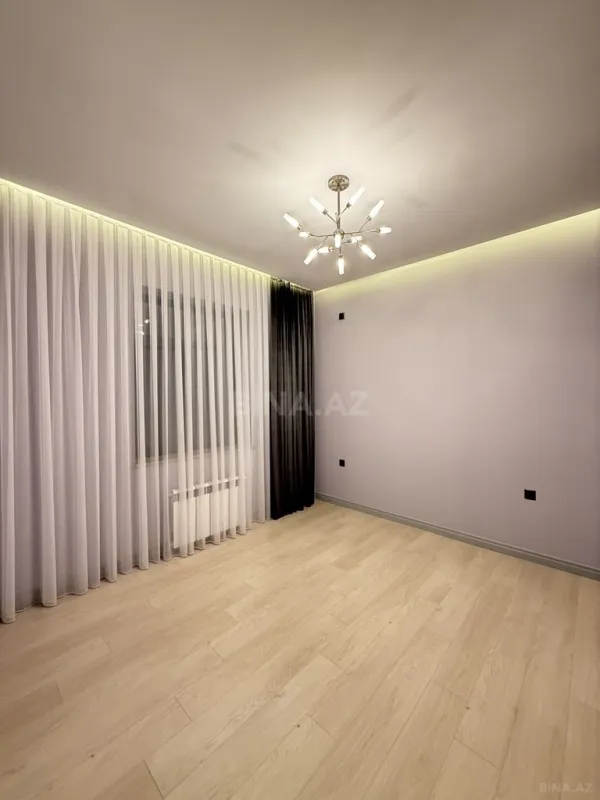 Satılır 5 otaqlı həyət evi 220 m²