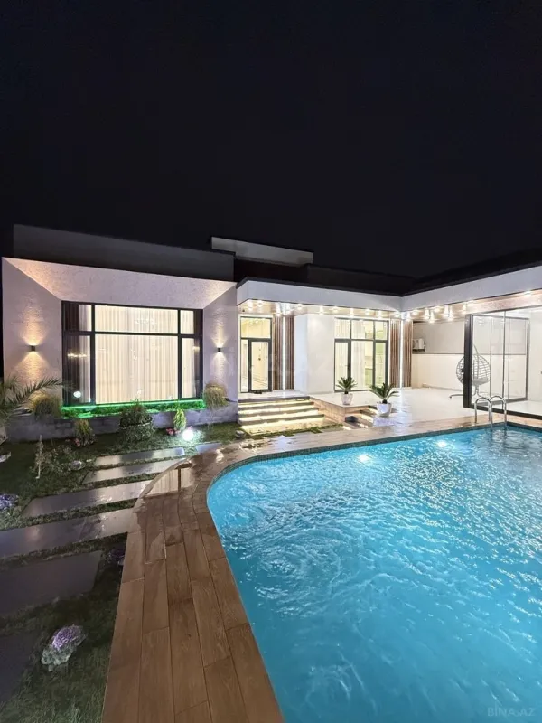 Satılır 5 otaqlı həyət evi 220 m²