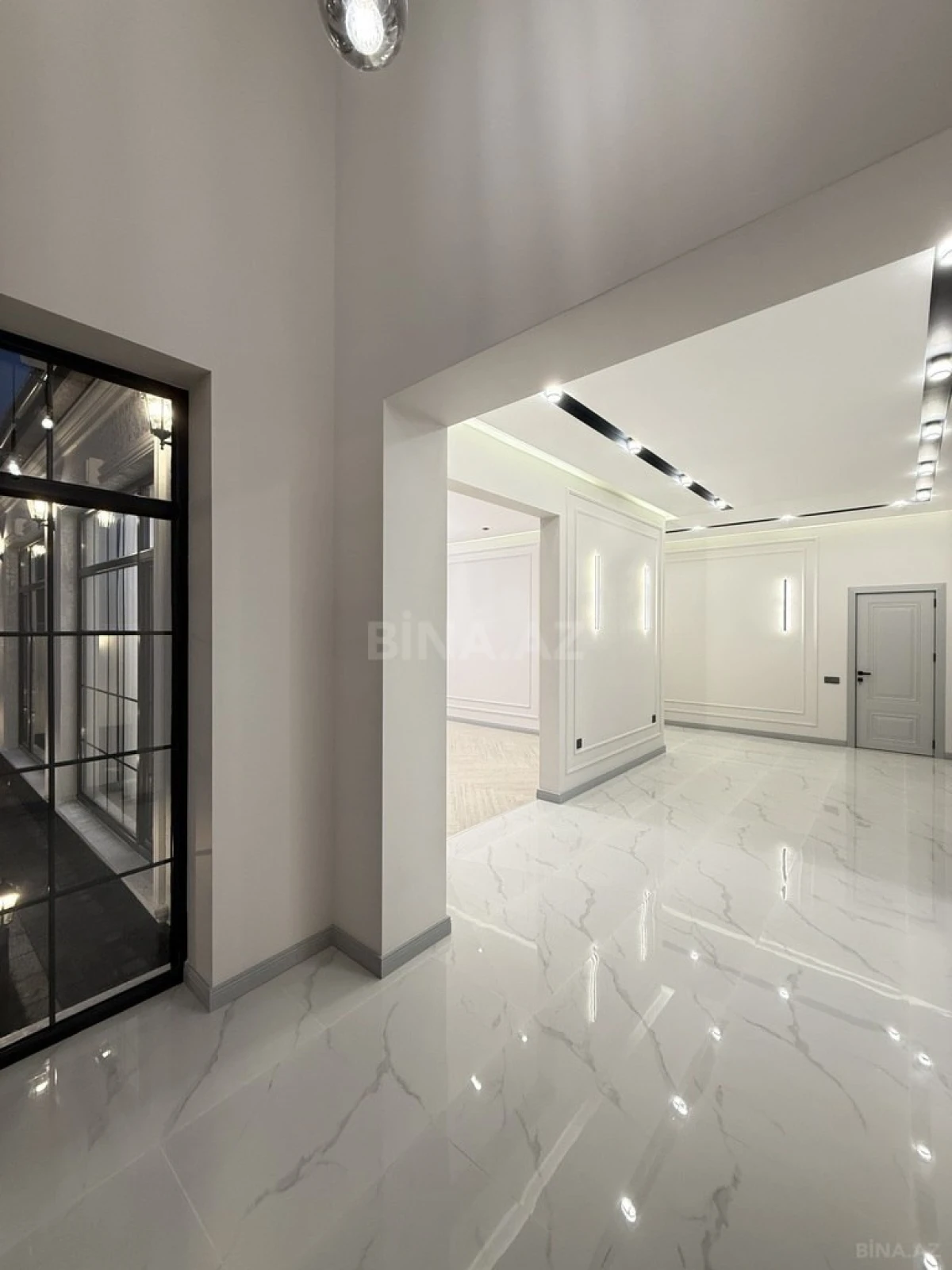 Satılır 5 otaqlı həyət evi 200 m²