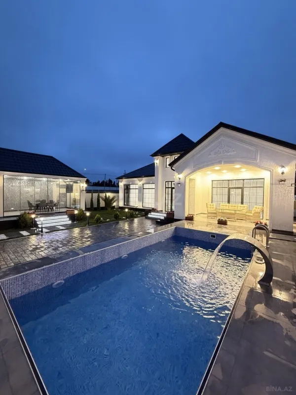 Satılır 5 otaqlı həyət evi 200 m²