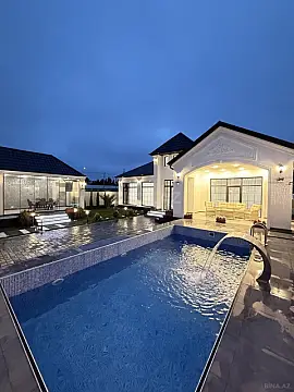 Satılır 5 otaqlı həyət evi 200 m²