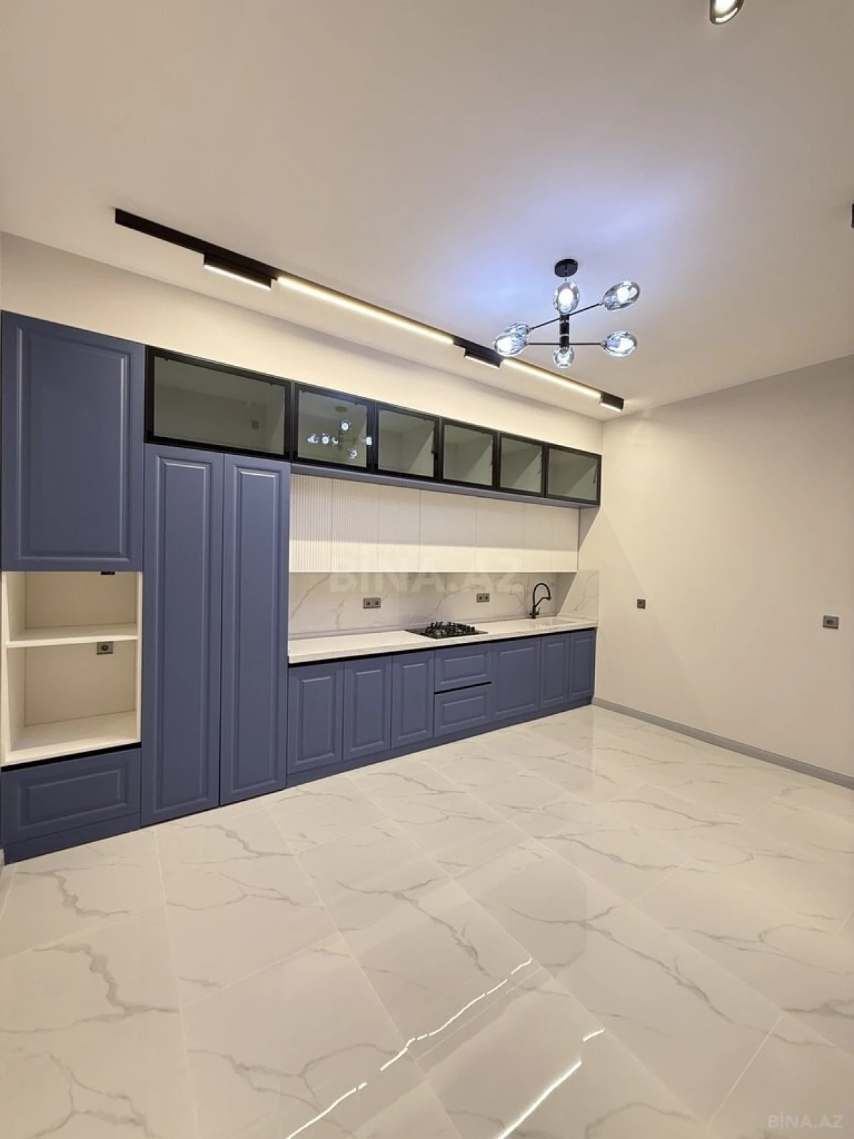 Satılır 5 otaqlı həyət evi 200 m²