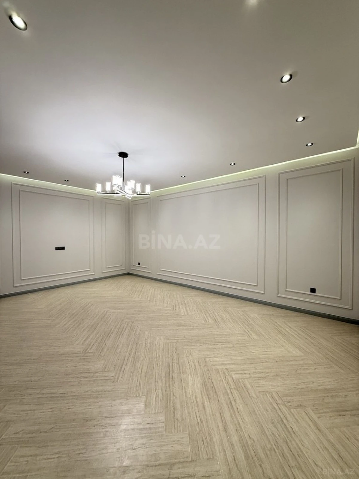 Satılır 5 otaqlı həyət evi 200 m²