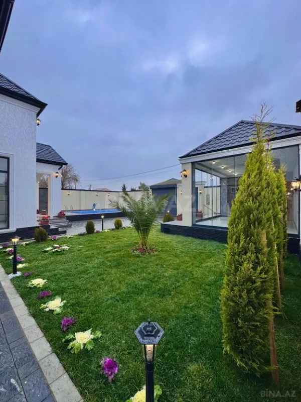 Satılır 4 otaqlı həyət evi 200 m²