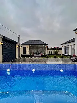 Satılır 4 otaqlı həyət evi 200 m²