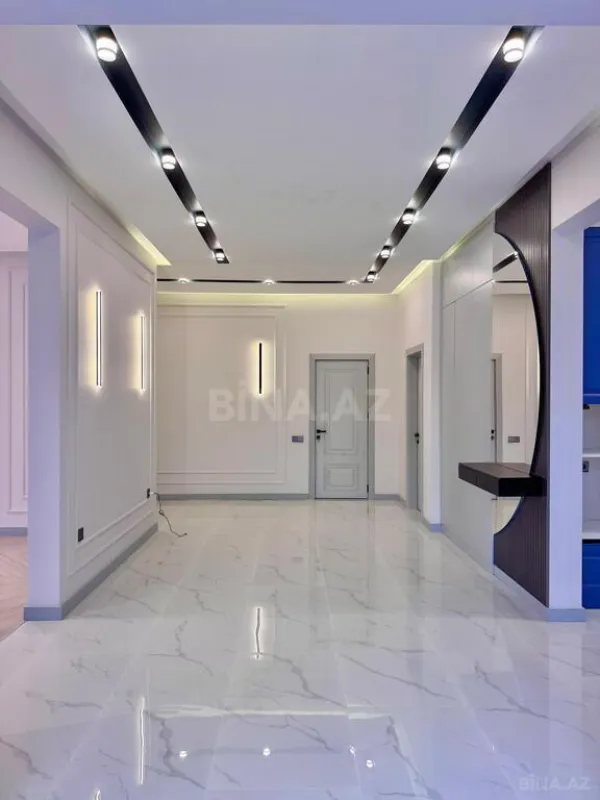 Satılır 4 otaqlı həyət evi 200 m²