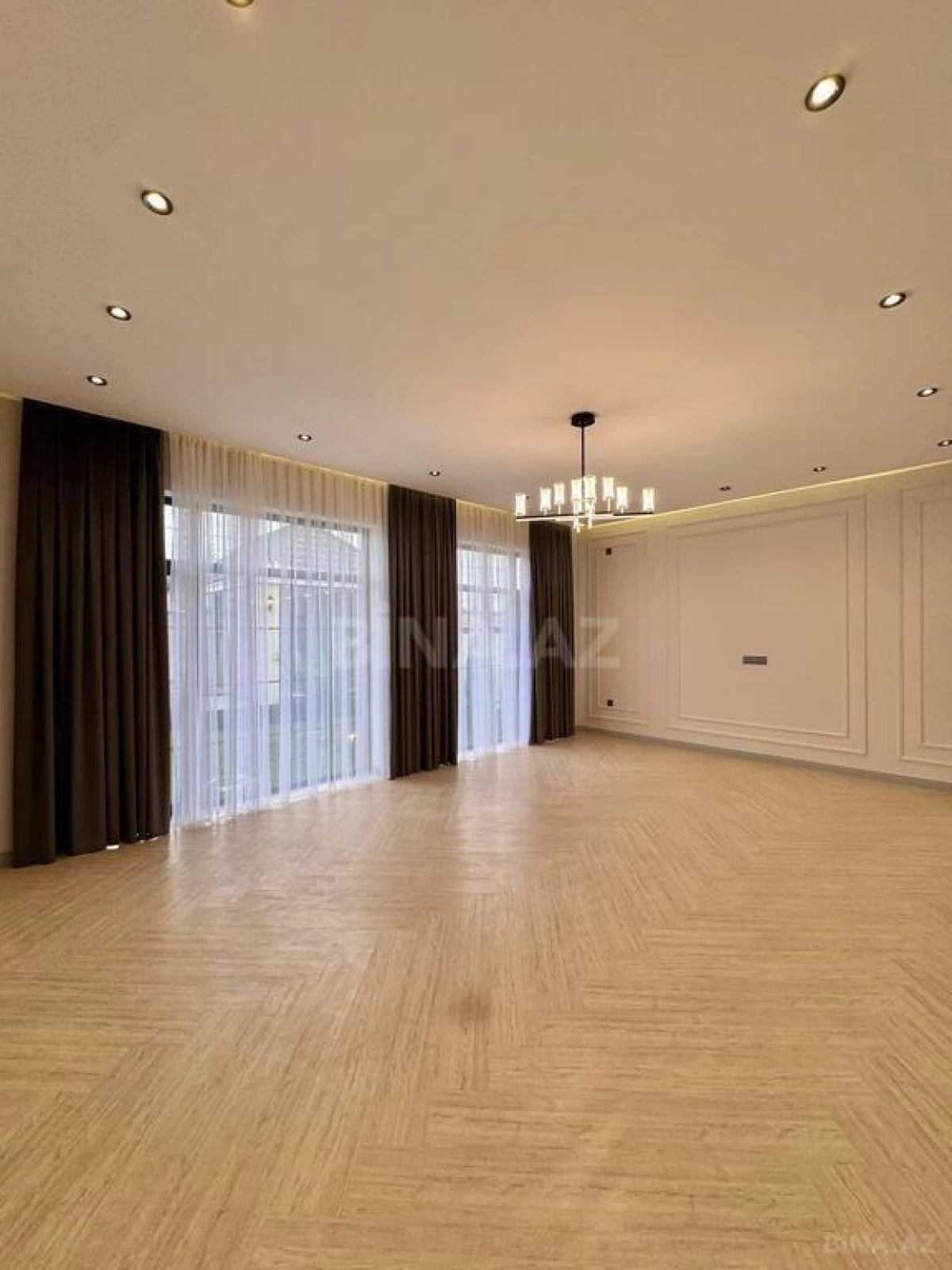 Satılır 4 otaqlı həyət evi 200 m²