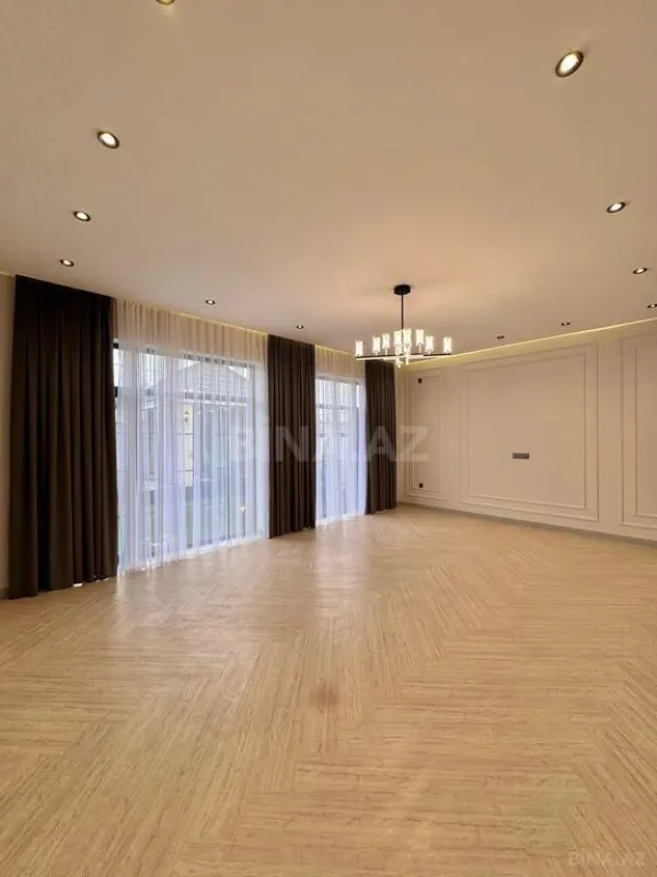 Satılır 4 otaqlı həyət evi 200 m²