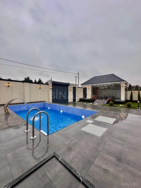 Satılır 4 otaqlı həyət evi 200 m²